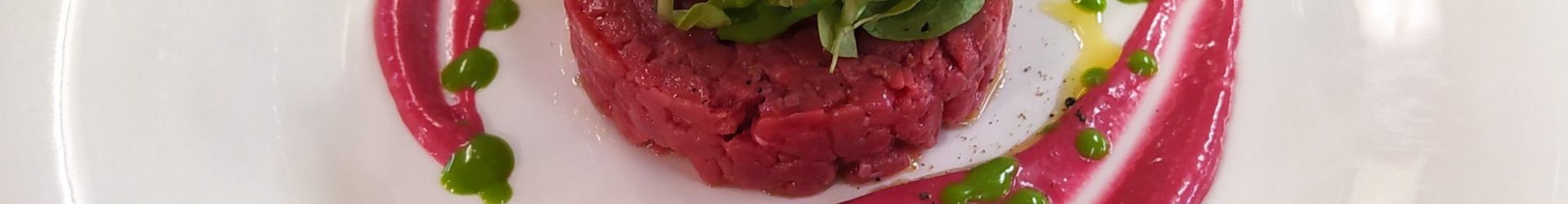 Tartare  di Fassona con maionese di rapa rossa